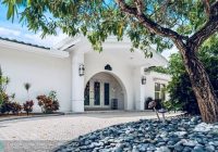 2 Bay Colony Point Fort Lauderdale, Fl. 33308 | F10393402 2 Bay Colony Point Fort Lauderdale, Fl. 33308 | F10393402
